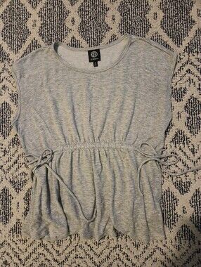 Bobeau Heather Light Gray Cinch-Waist Cap Sleeve Top